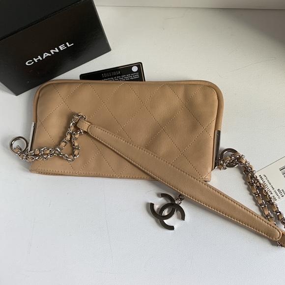CHANEL Cognac 🤎Quilted Top Handle Bag Beige Tan Coachella Leather Silver CC Logo - Picture 10 of 16
